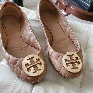 Tory Burch Size 8 Taupe Flats